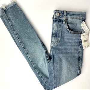 NWT Free People Raw Hem High Rise Jegging
